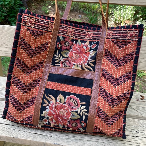 Johnny Was embroidered canvas tote - Picture 5 of 5